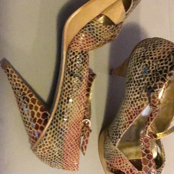 COLIN STUART high heel sz 8 B multiple colors - Picture 1 of 7